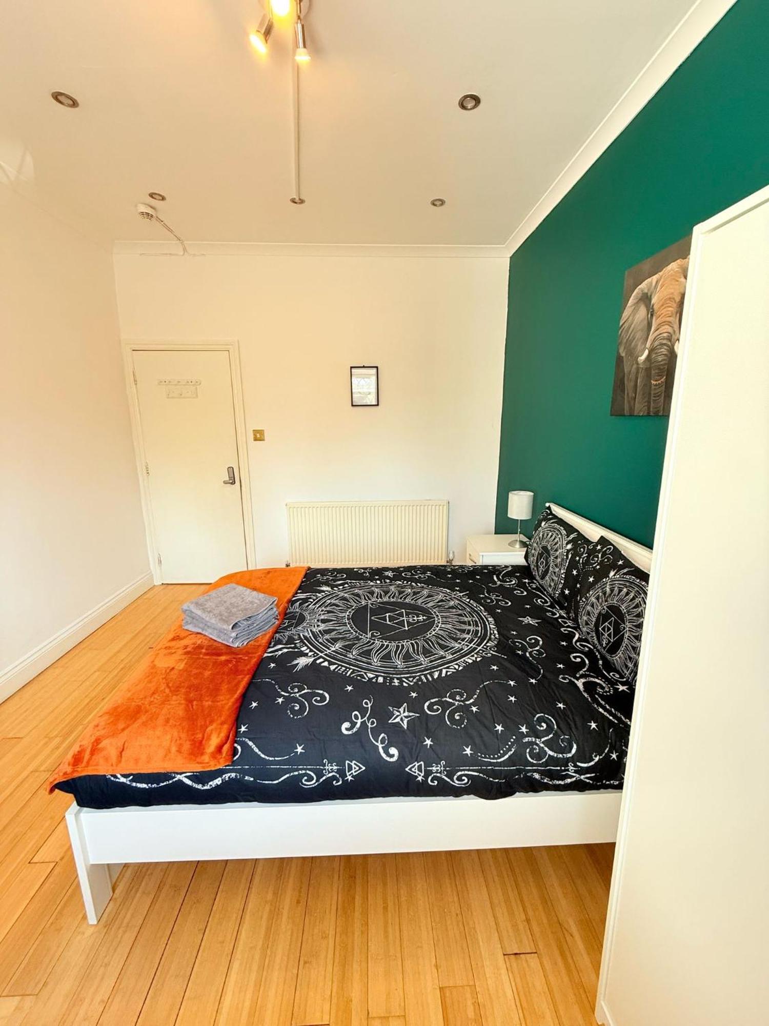 Wembley Rooms ลอนดอน ภายนอก รูปภาพ