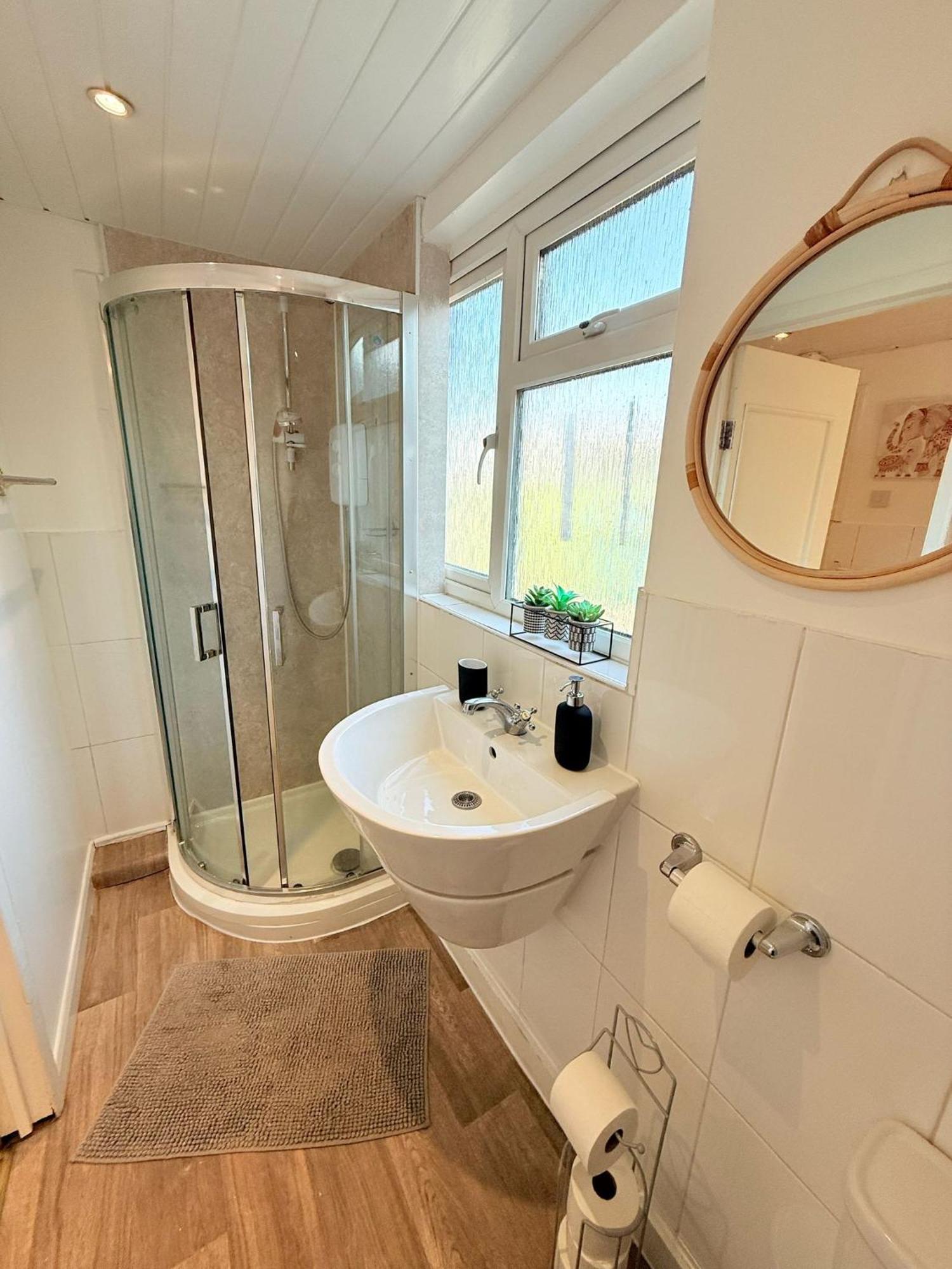 Wembley Rooms ลอนดอน ภายนอก รูปภาพ